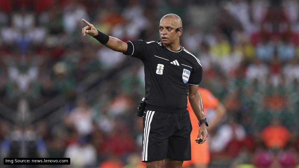 FIFA World Cup™ Fans Embrace Referee View as Lenovo AI Brings Viewers Closer to the Pitch
