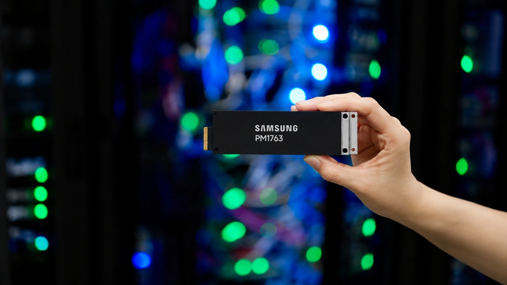Samsung Begins Mass Production of PM1763 SSD